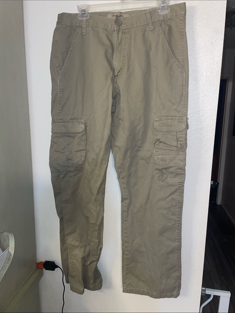 Wrangler Olive/Tan Cargo Pants with Multiple Pockets